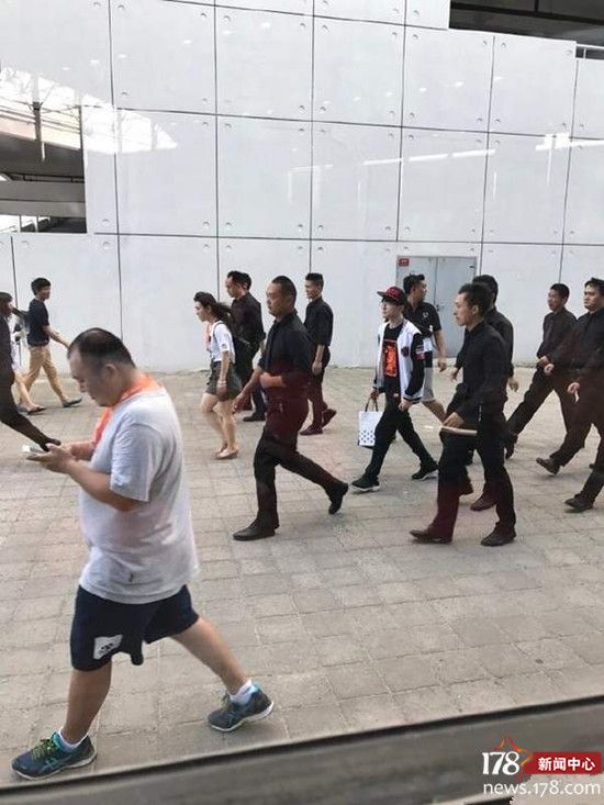 关于Uzi在SKT比赛中官方发布新规里程碑夜北京首钢强势反弹,这操作让人直呼:风云突变广厦男篮今夜篮板制胜的信息 关于Uzi在SKT比赛中官方发布新规里程碑夜北京首钢强势反弹,这操作让人直呼:风云突变广厦男篮今夜篮板制胜的信息